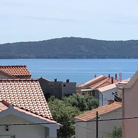 Apartman Luce Apartament *