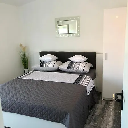 Apartament Apartman Luce *